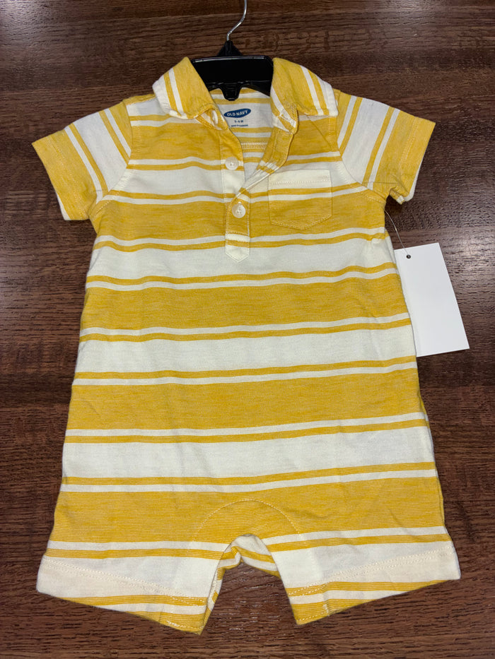Old Navy Boy’s Romper 3-6 Months EUC