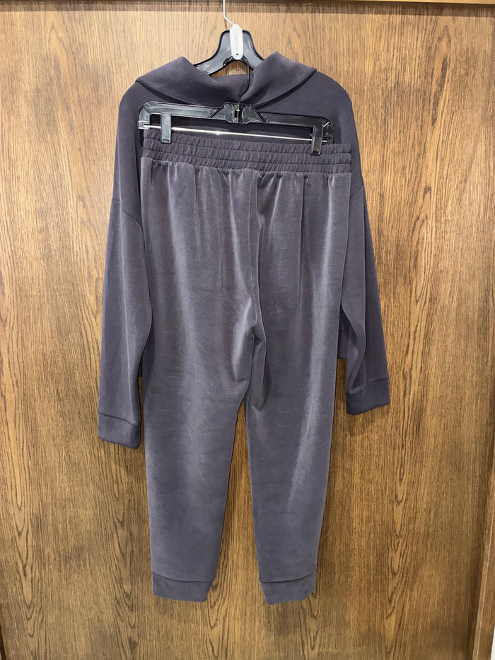 Avia Women's Quarter-Zip ScubaKnit Pullover & Joggers Large