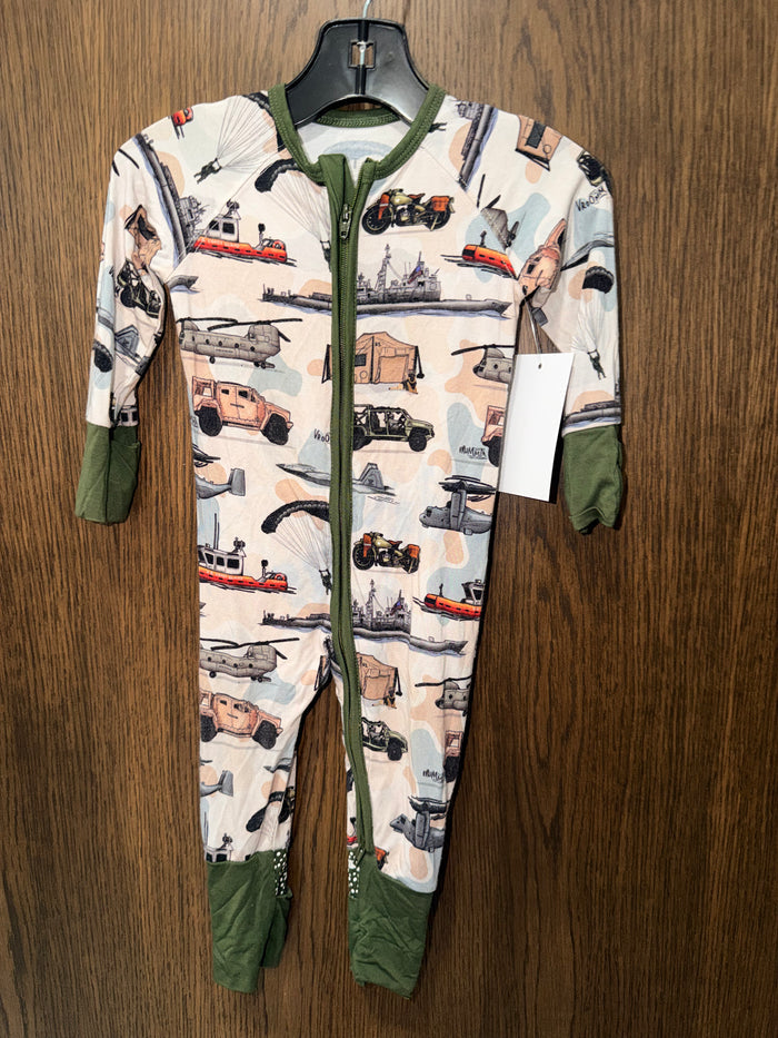 Fletch Army Vehicles Convertible Romper Pajamas Size 3-6 Months